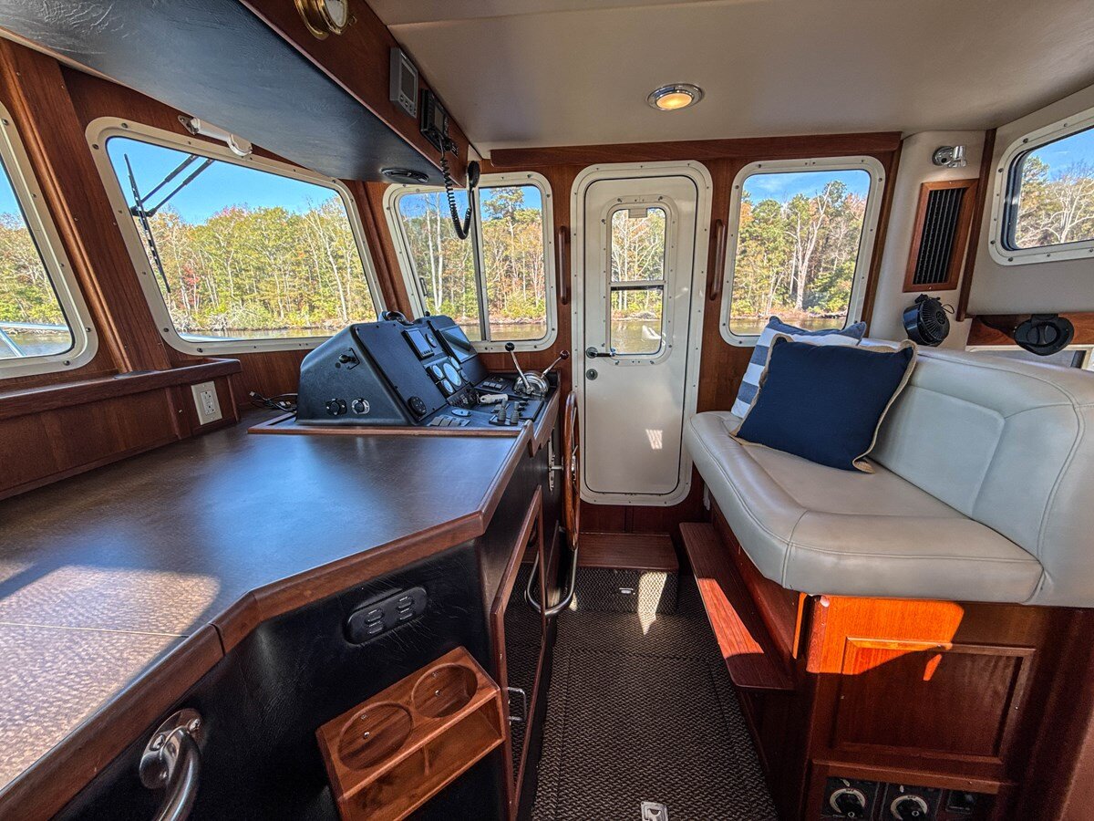 2003-american-tug-34-7d1dcc