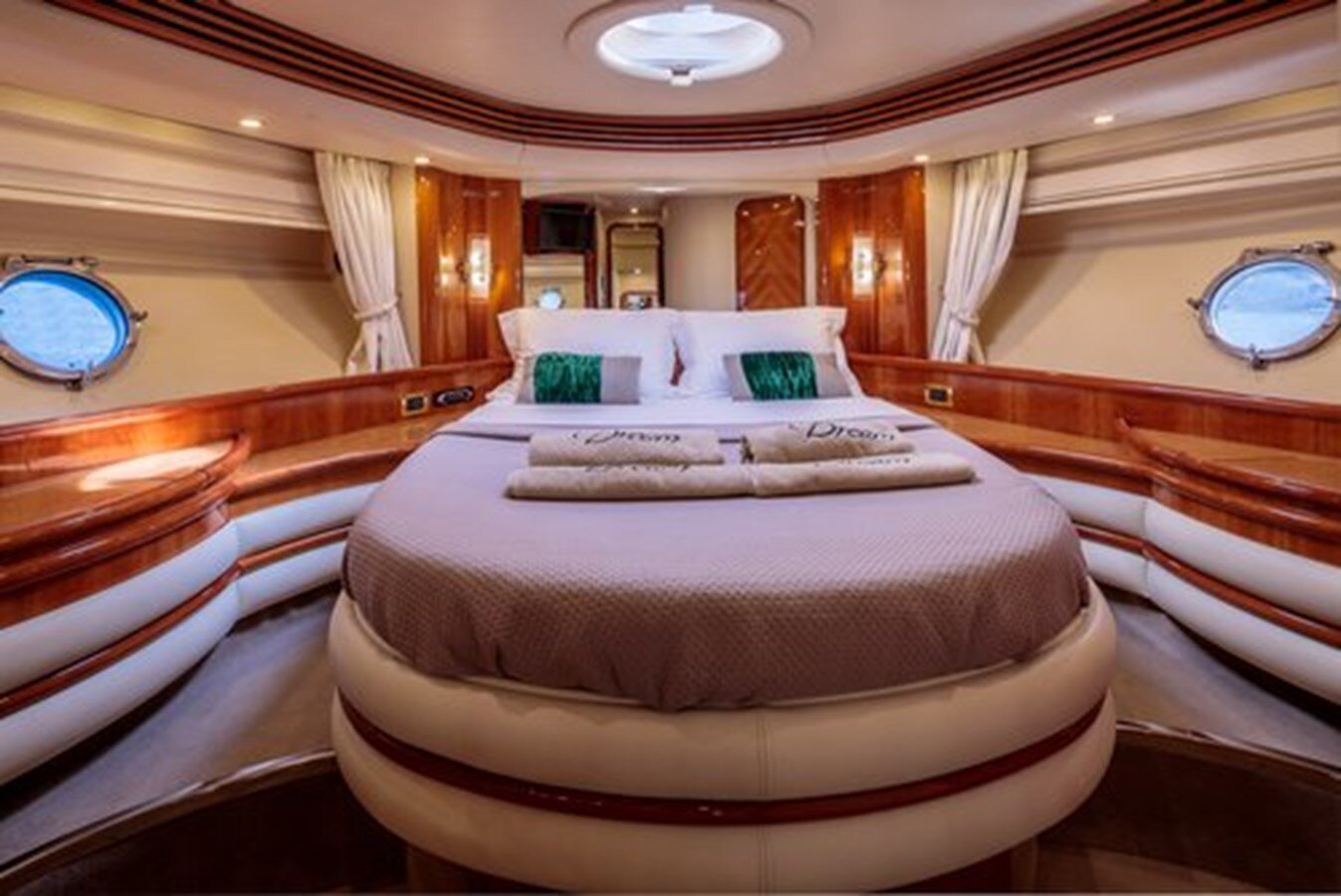 2003 AZIMUT YACHTS 78' 6