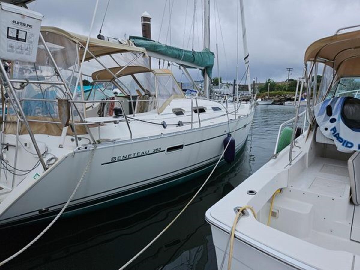 2003-beneteau-39-3-c2120d