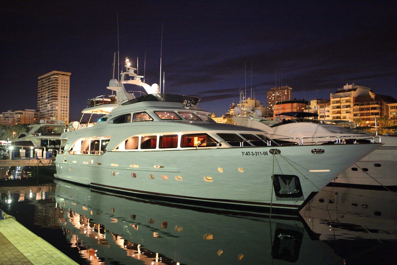 2003-benetti-100-b62ca7