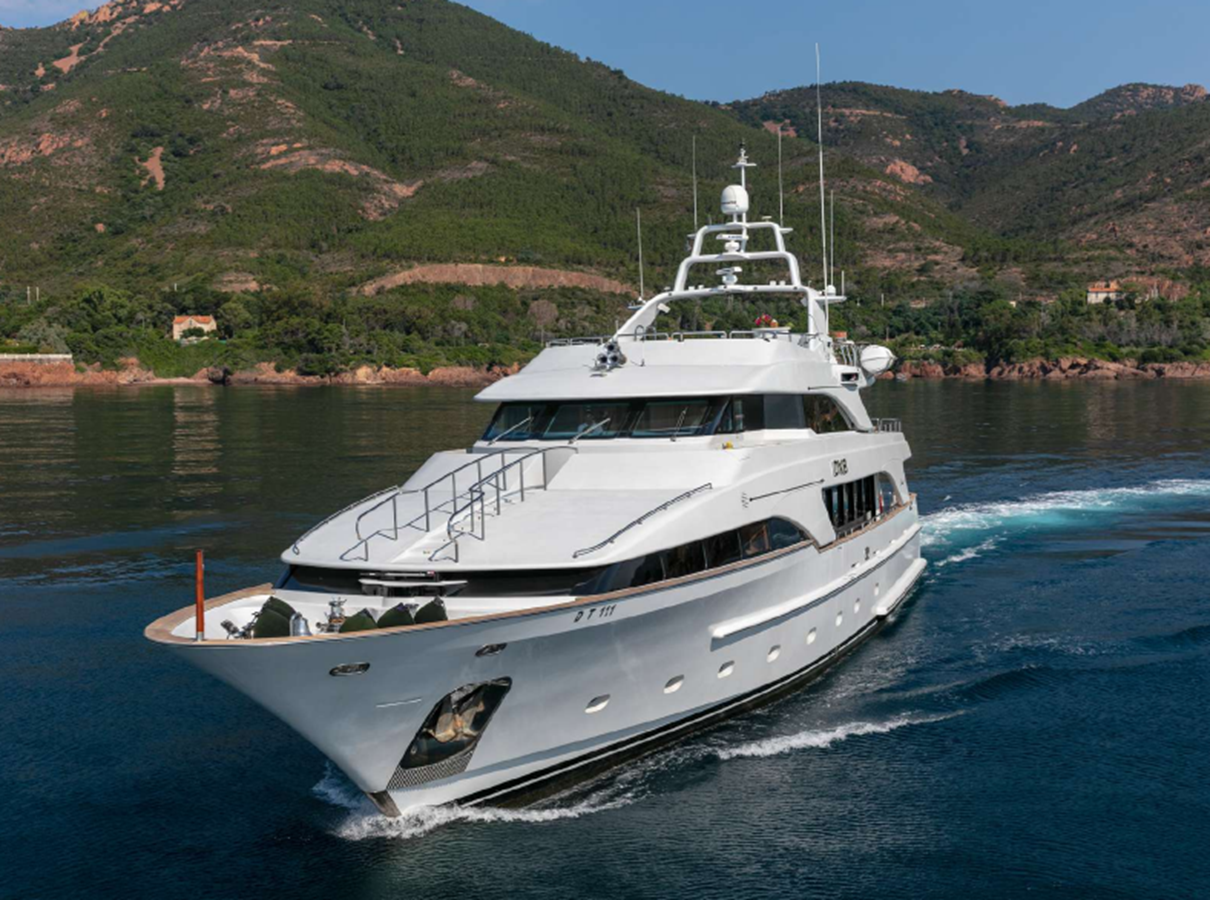 2003-benetti-114-10-1e50f7