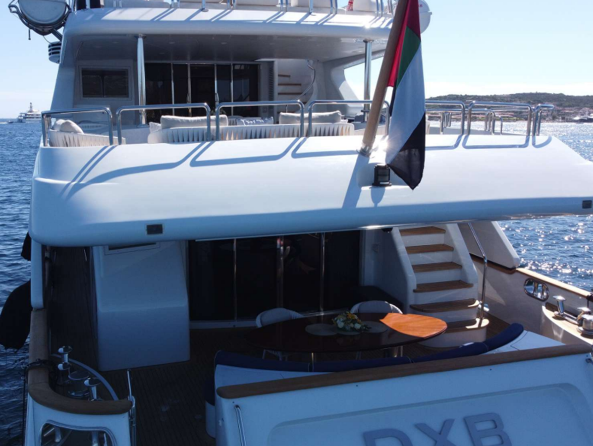 2003-benetti-114-10-1e50f7