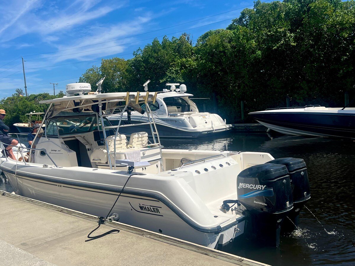 2003-boston-whaler-30-8-100516