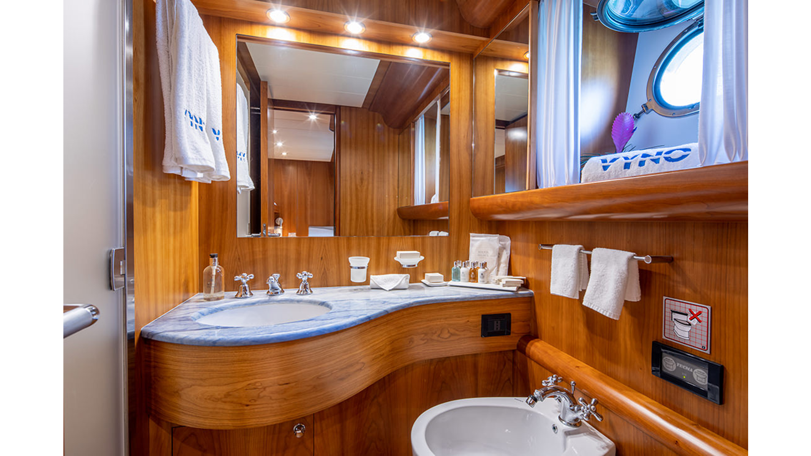 2003-canados-86-11-108c23