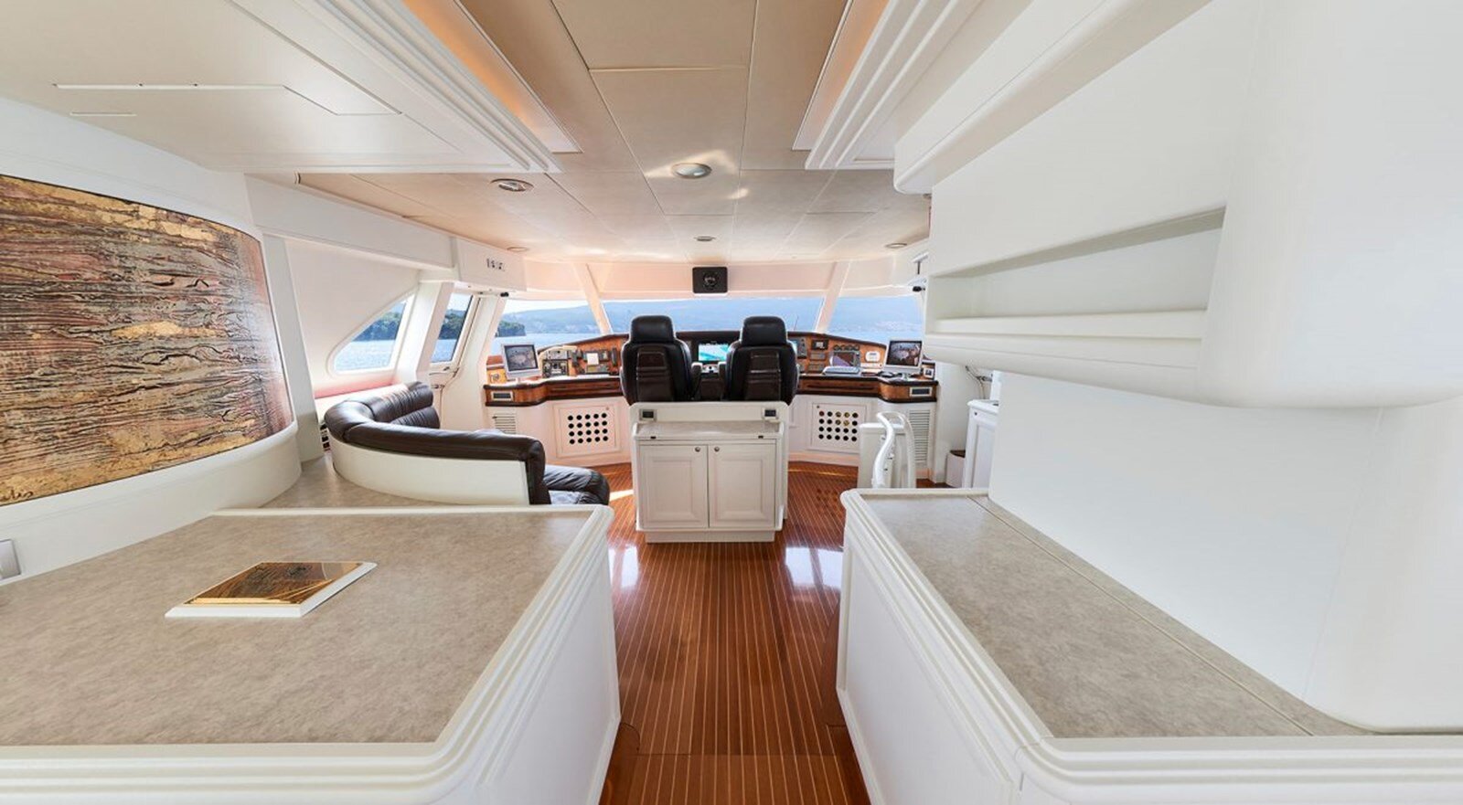 2003 FERRETTI YACHTS 101' 7