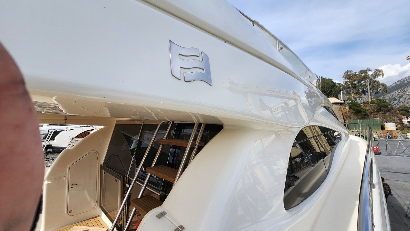 2003-ferretti-yachts-60-2-1b27c1