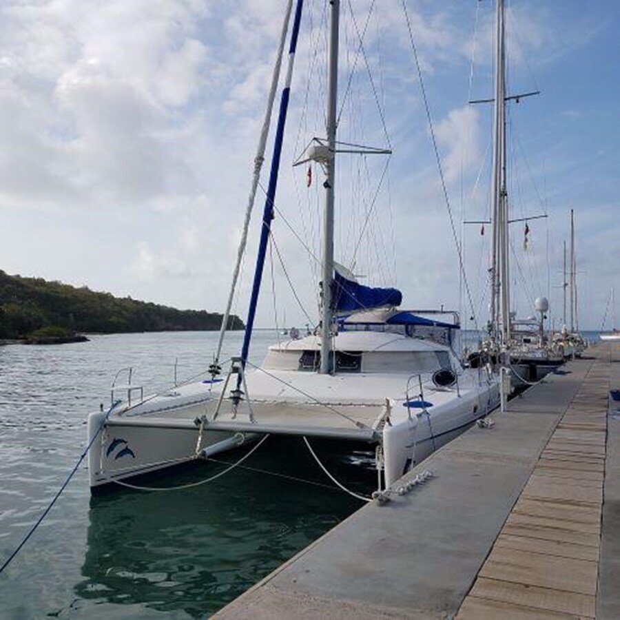 2003-fountaine-pajot-43-18a724