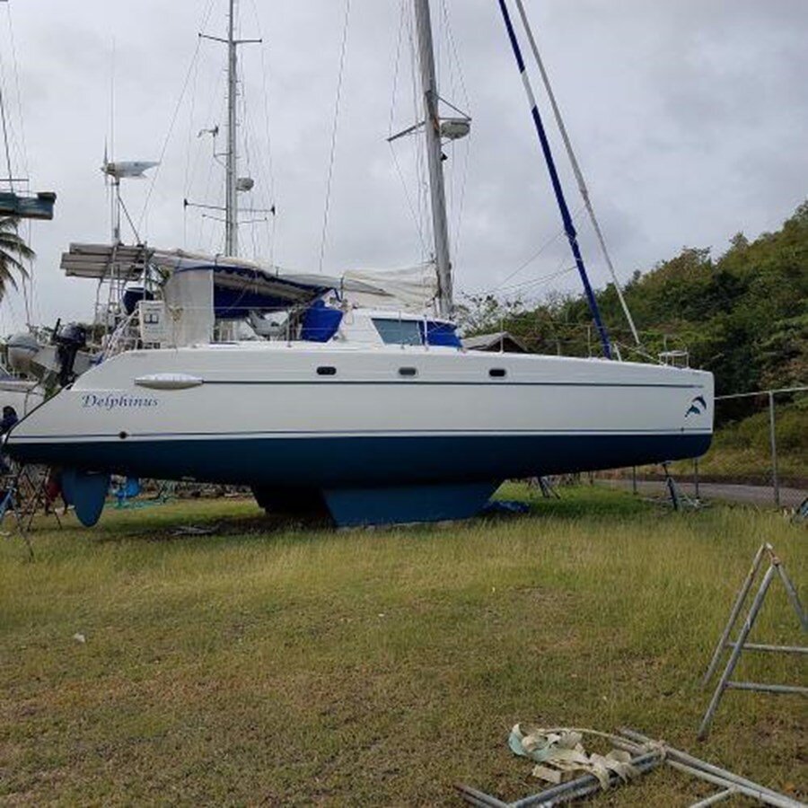 2003-fountaine-pajot-43-18a724