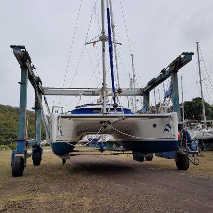 2003-fountaine-pajot-43-18a724