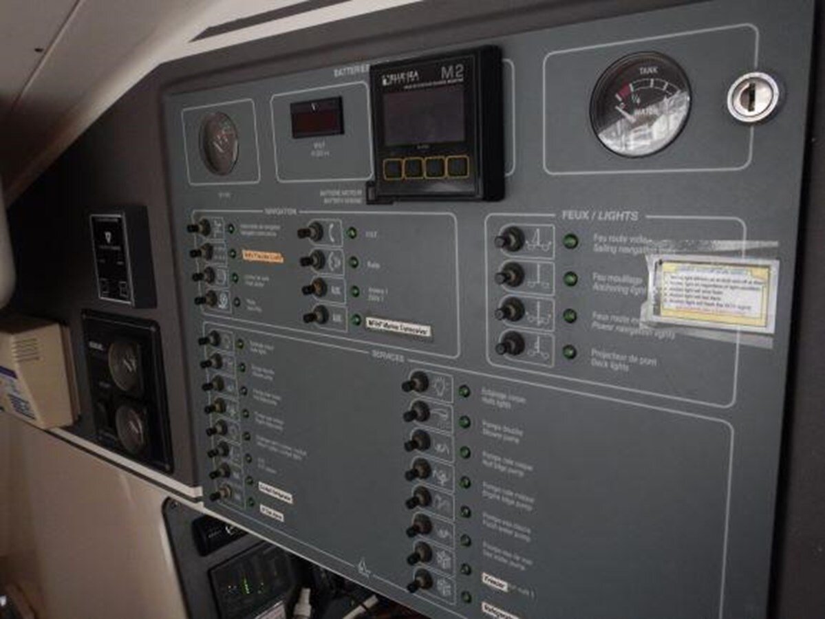 2003-fountaine-pajot-43-18a724