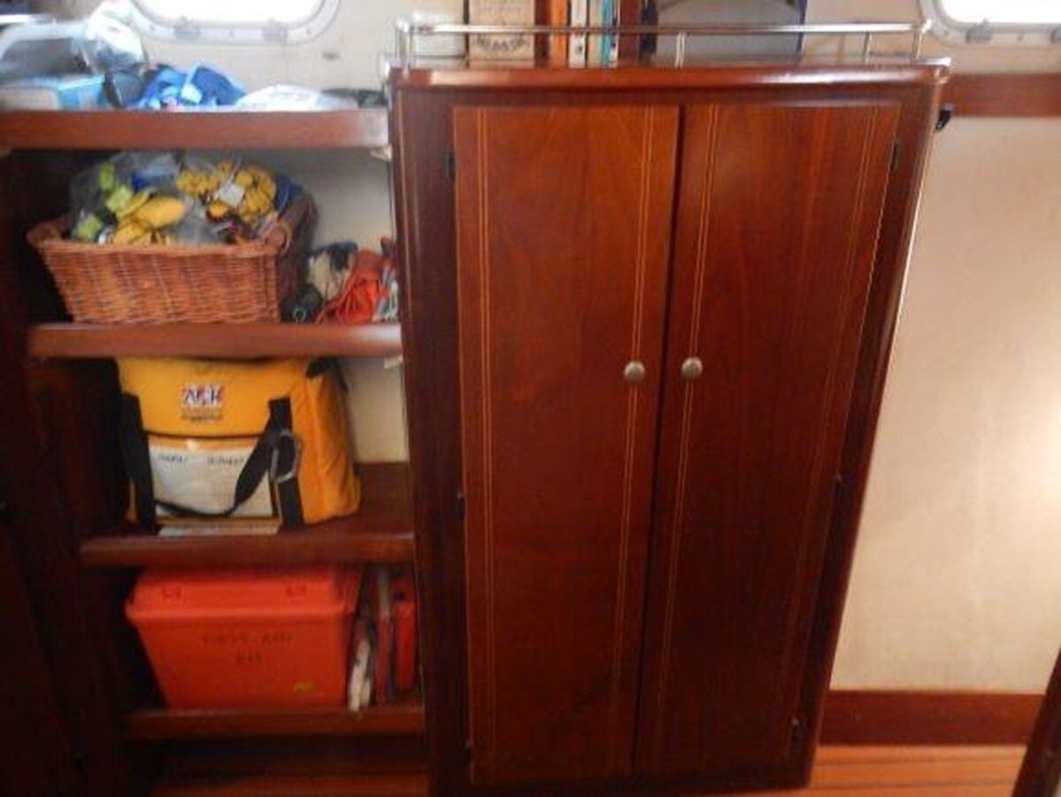 2003-fountaine-pajot-43-18a724