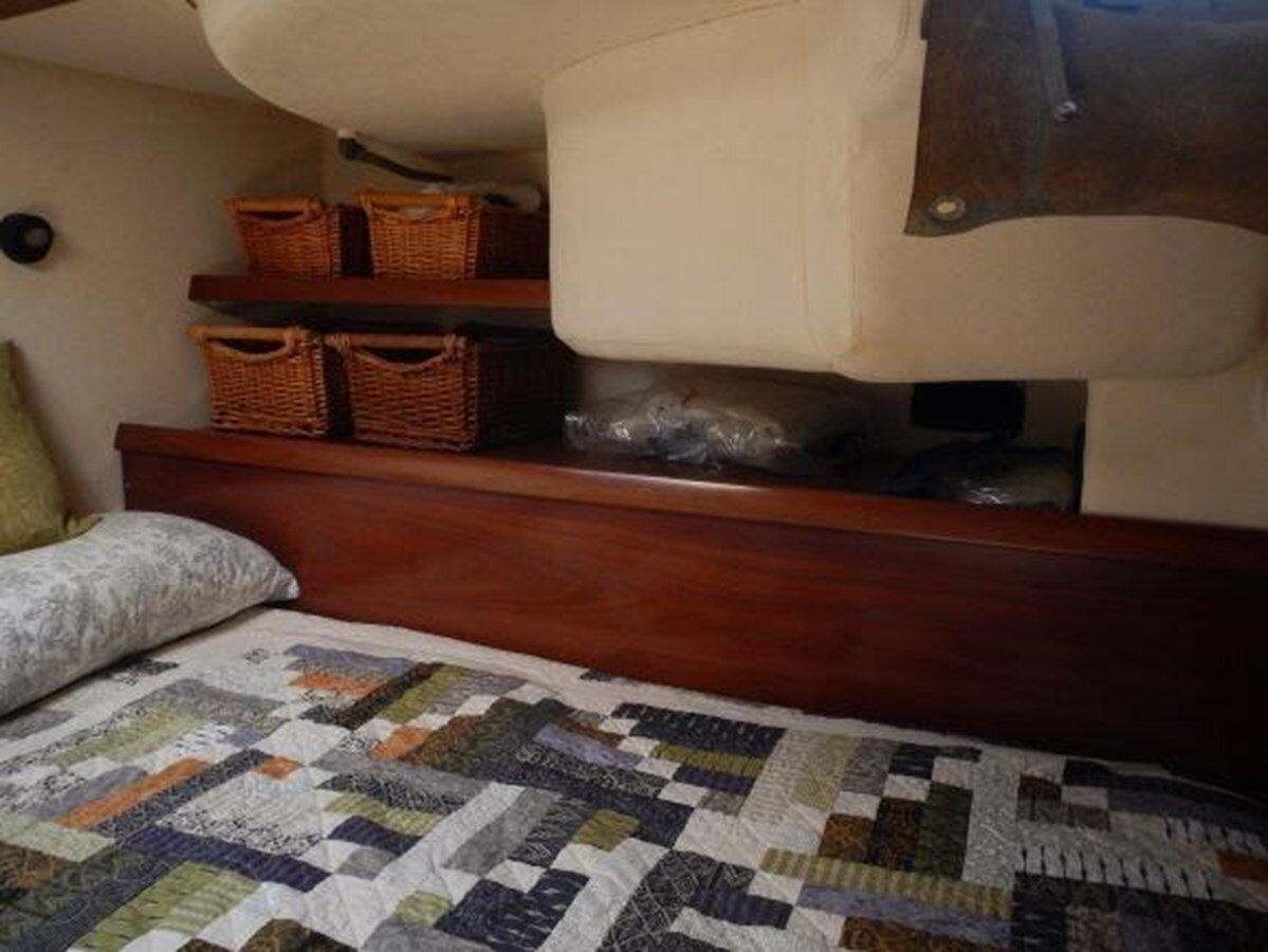 2003-fountaine-pajot-43-18a724