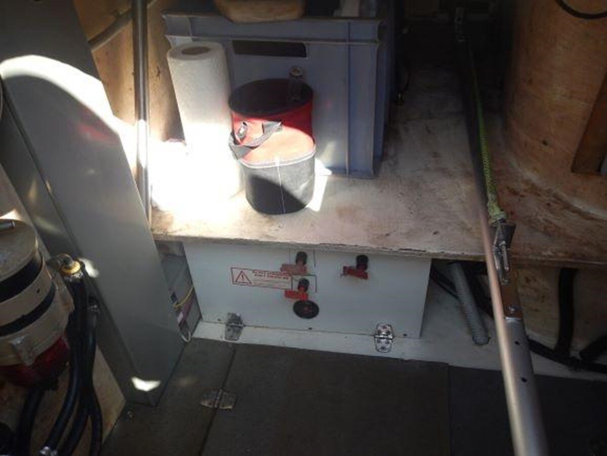 2003-fountaine-pajot-43-18a724