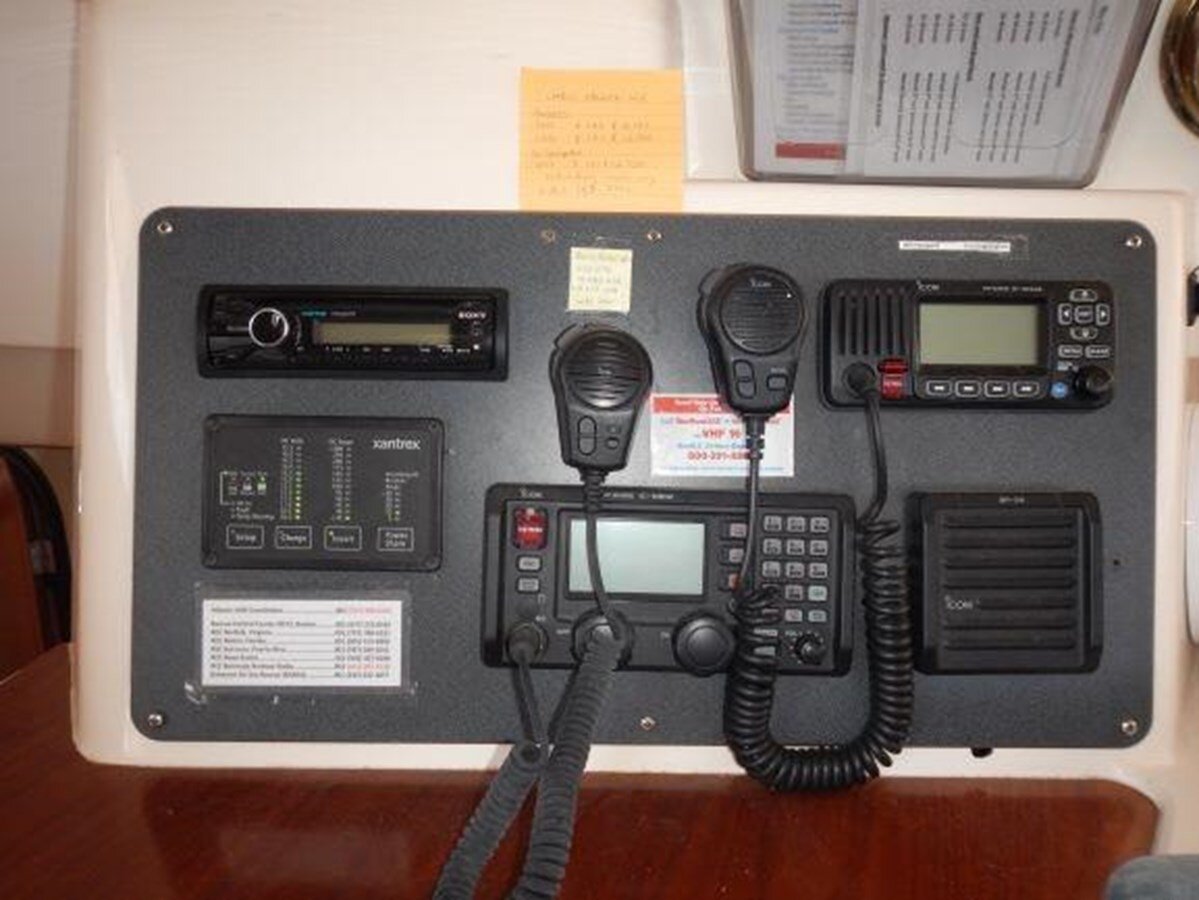 2003-fountaine-pajot-43-18a724