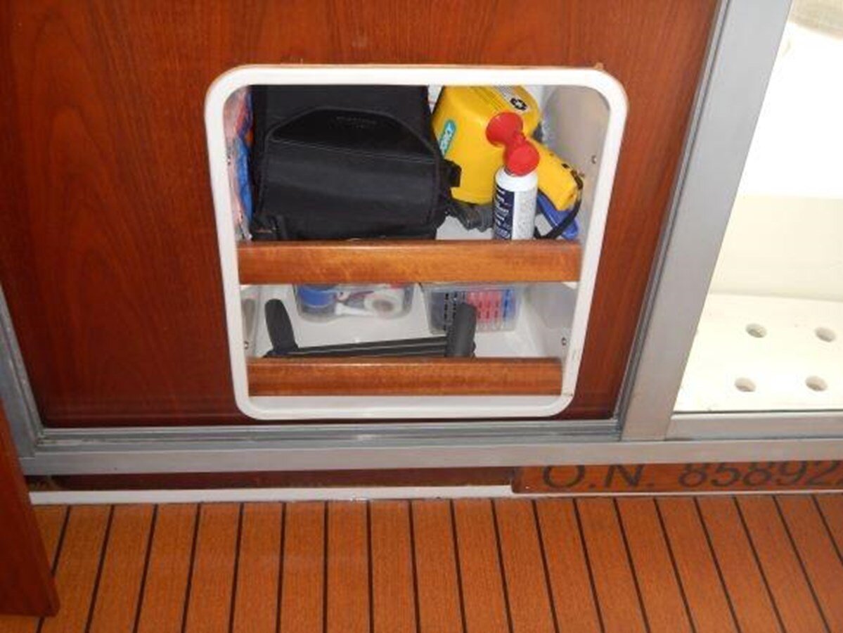 2003-fountaine-pajot-43-18a724