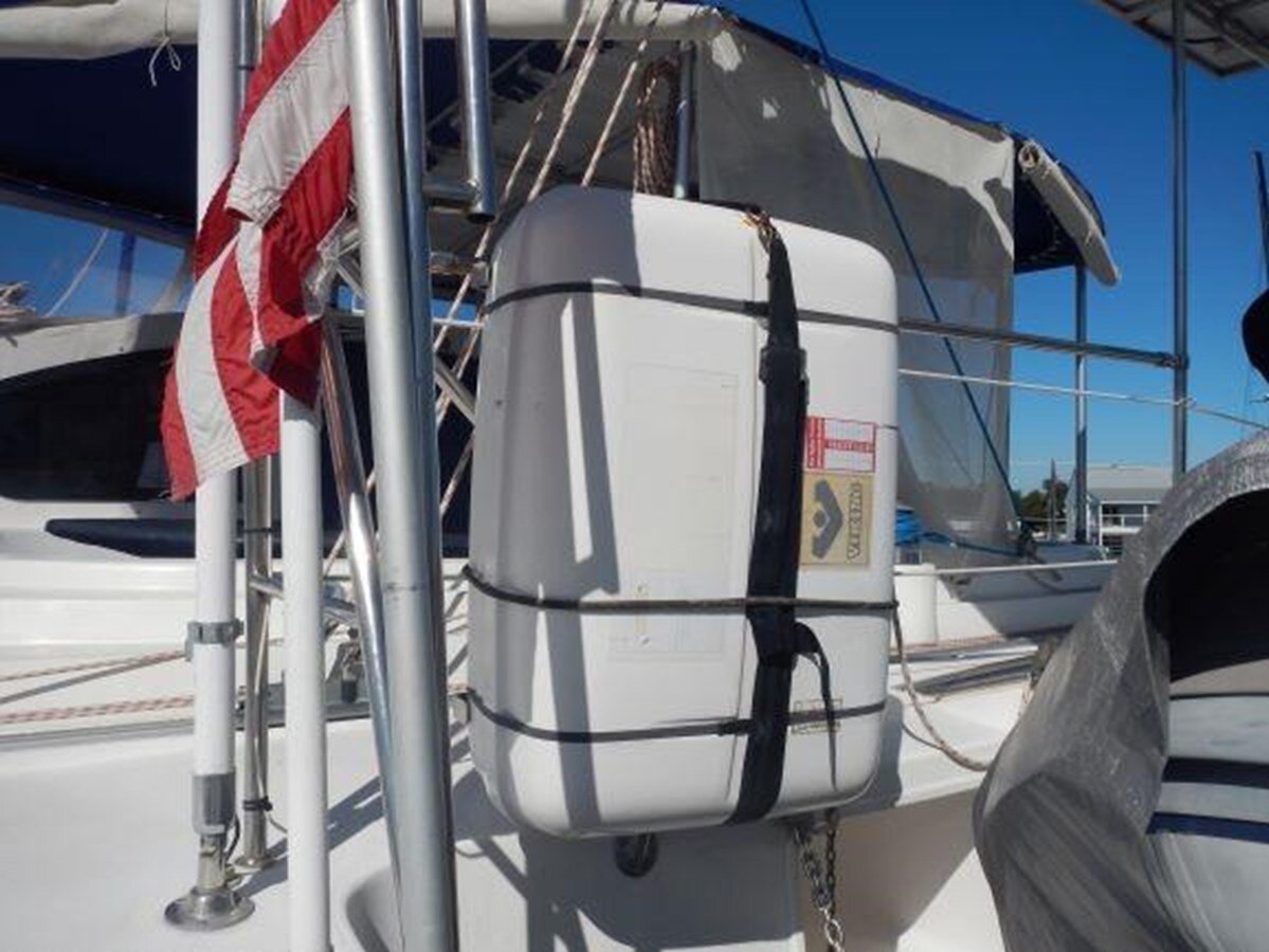 2003-fountaine-pajot-43-18a724