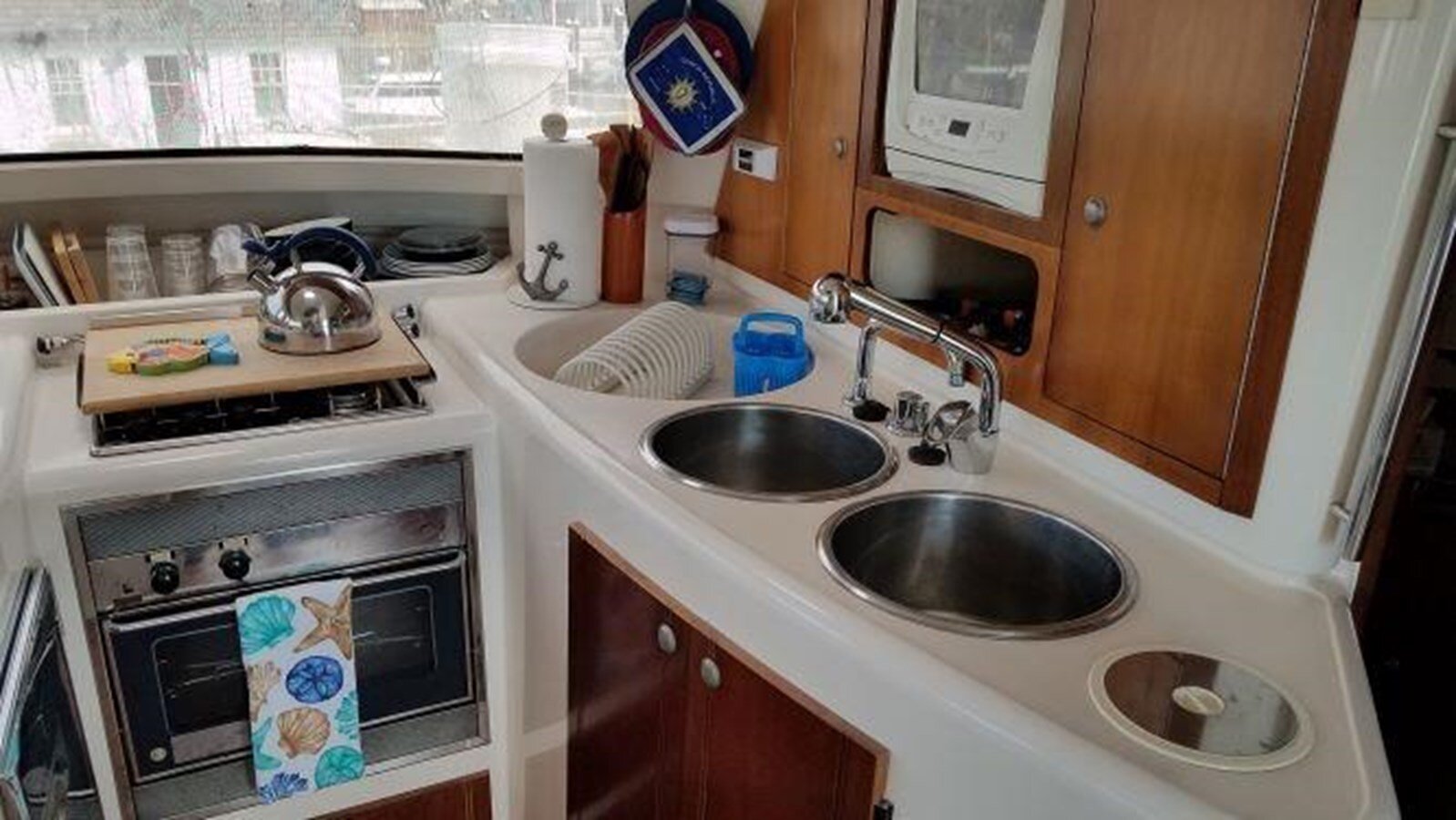 2003-fountaine-pajot-43-18a724