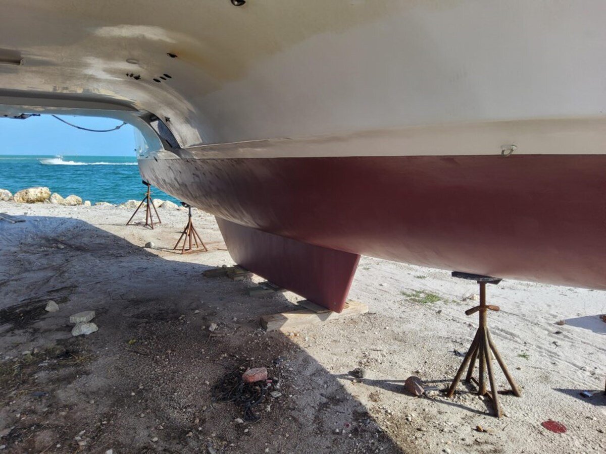 2003-fountaine-pajot-43-18a724