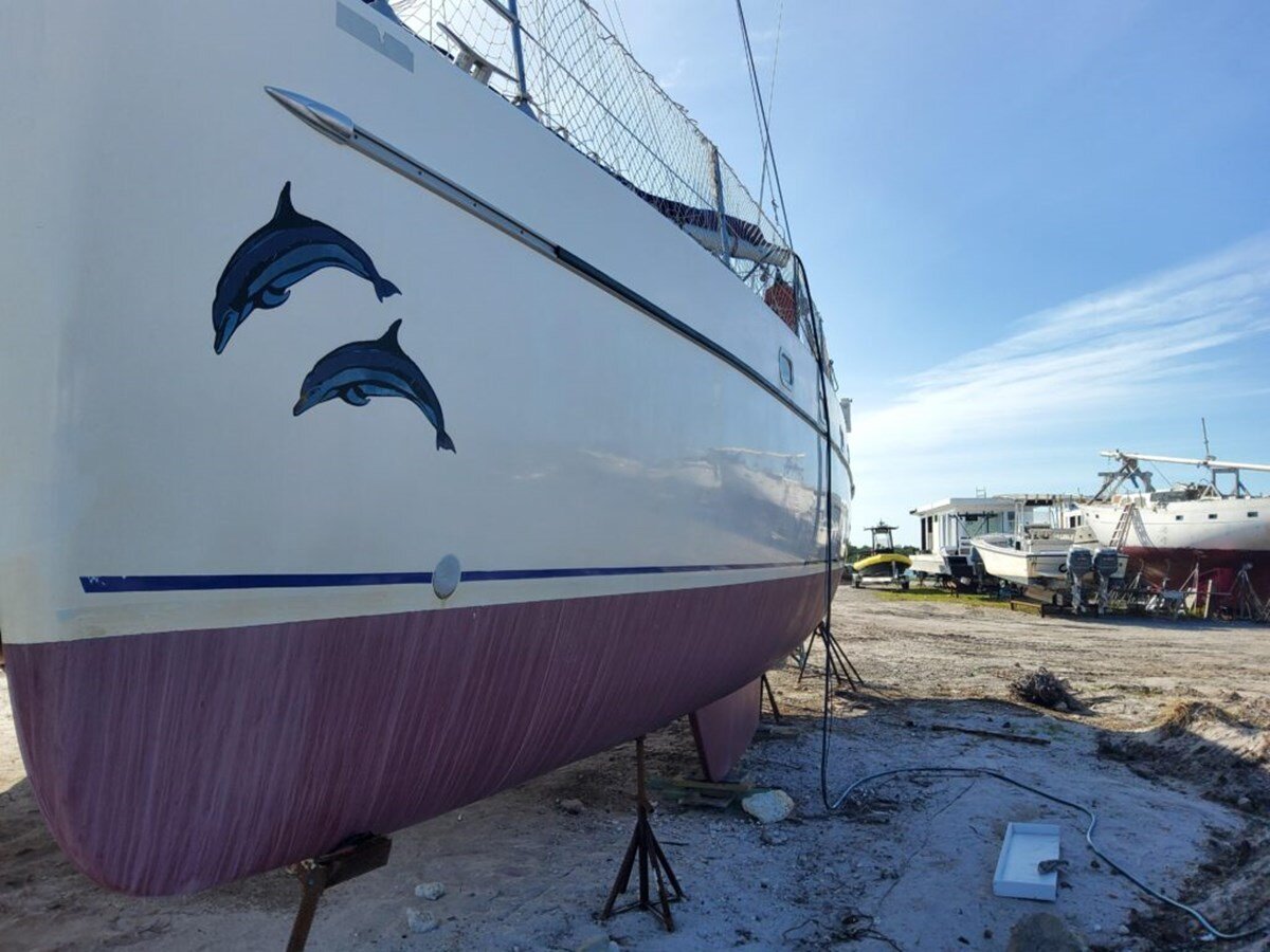 2003-fountaine-pajot-43-18a724