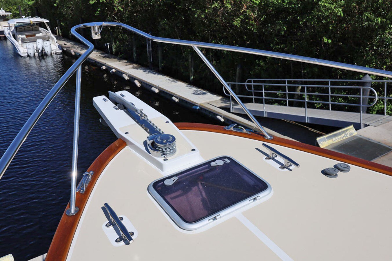 2003-hinckley-38-ec2115