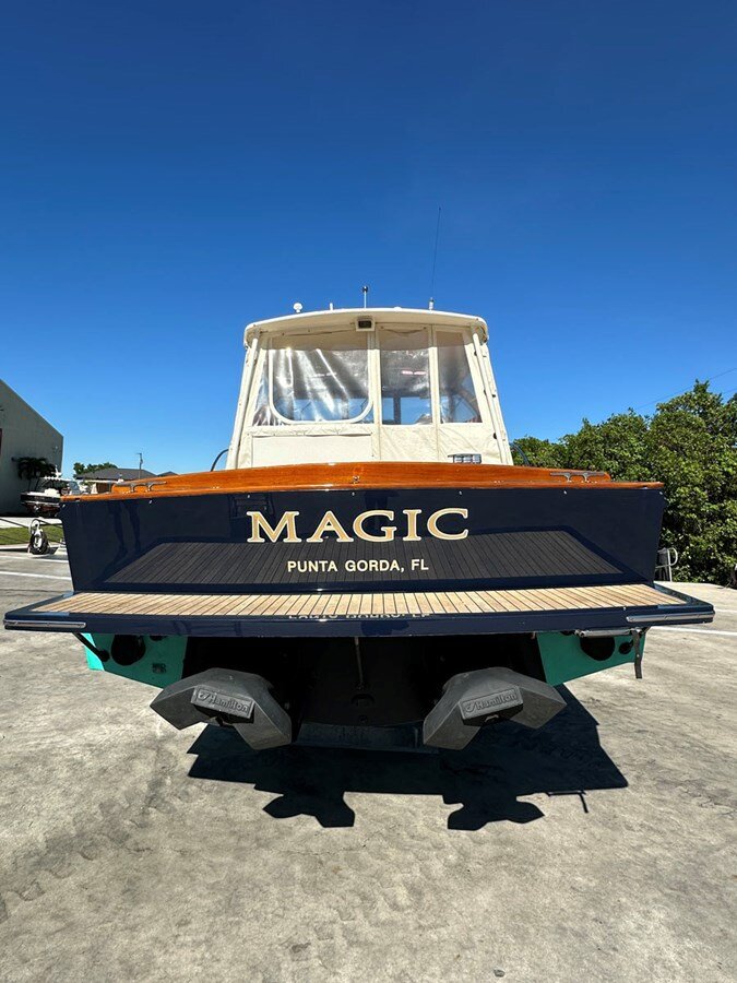 2003-hinckley-38-ec2115