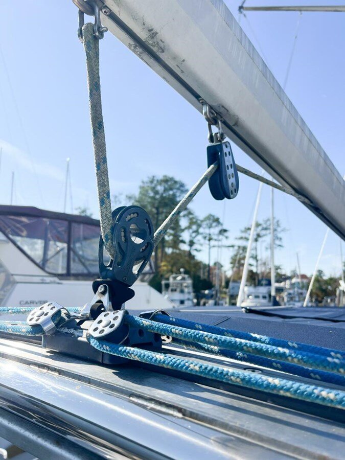 2003-hunter-43-5-939827