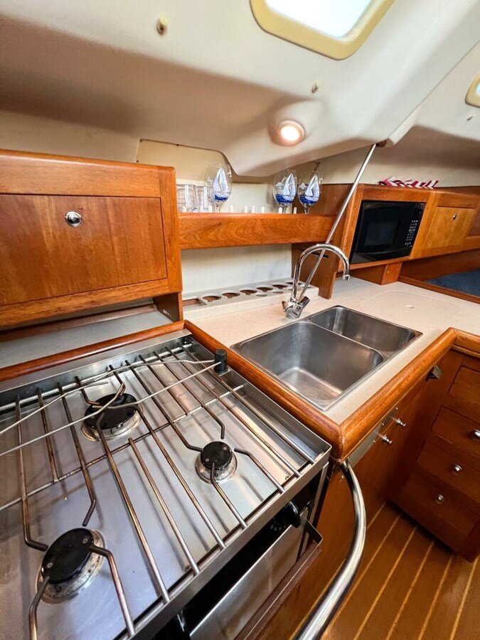 2003-hunter-43-5-939827