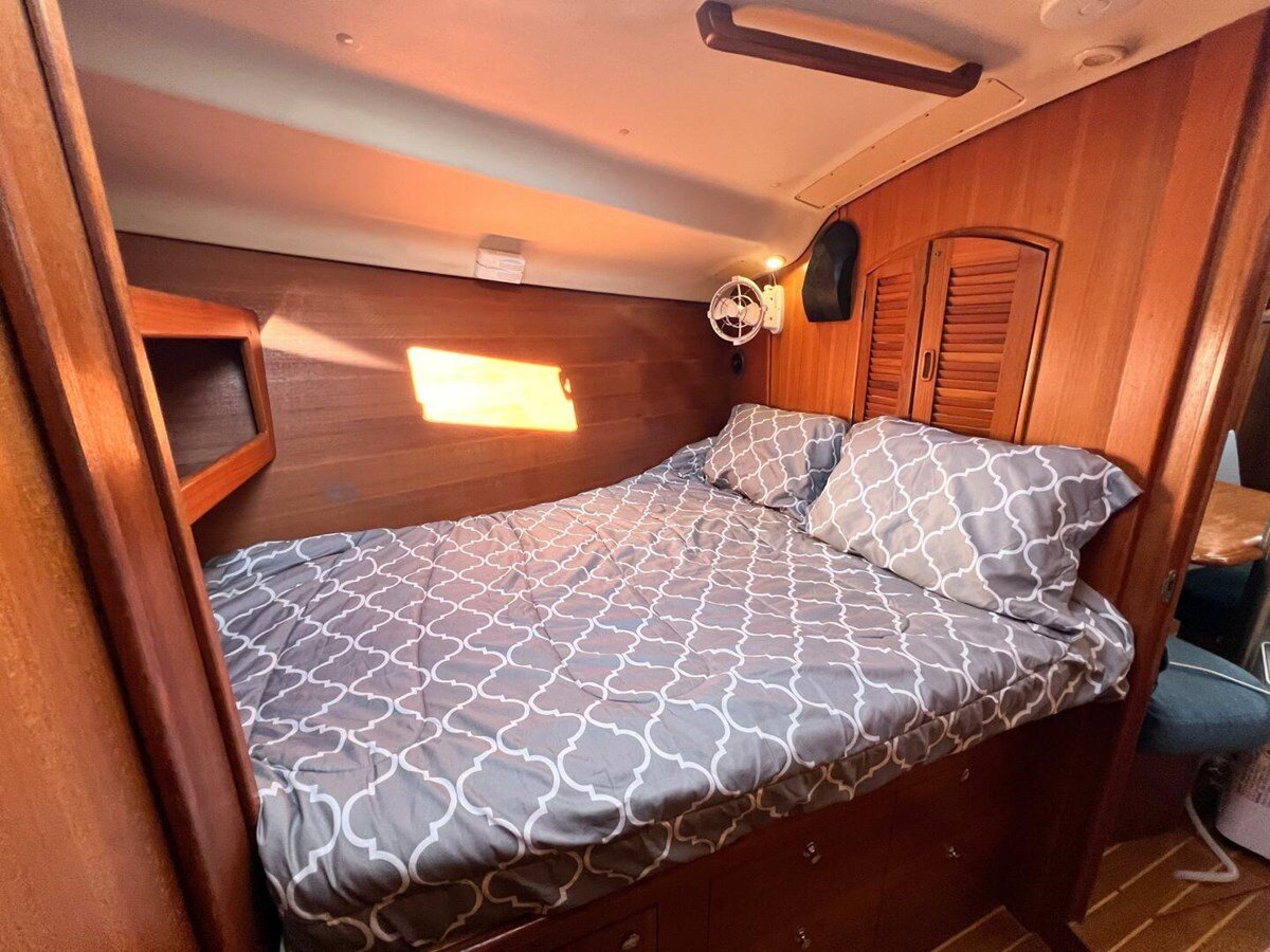 2003-hunter-43-5-939827