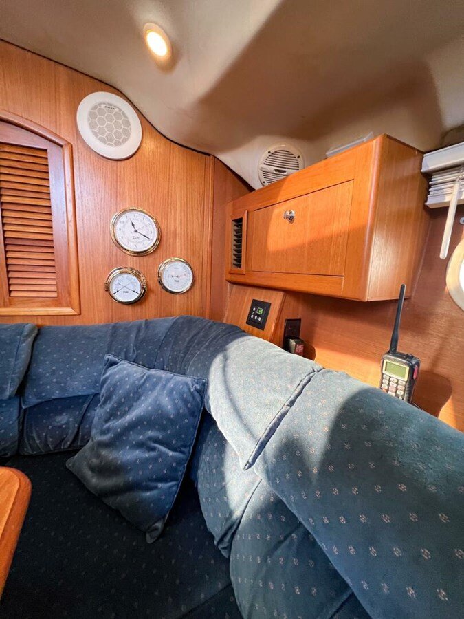 2003-hunter-43-5-939827