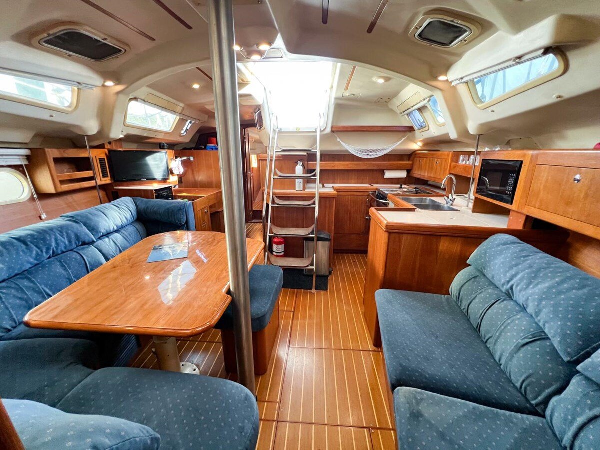 2003-hunter-43-5-939827