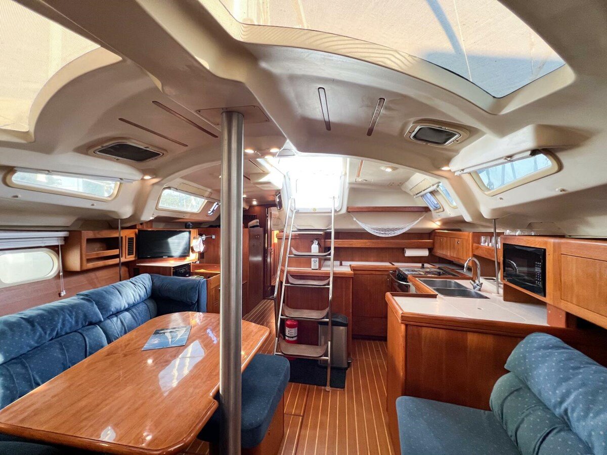 2003-hunter-43-5-939827