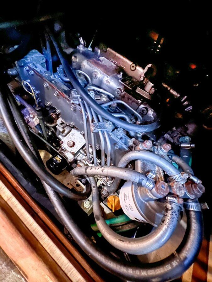 2003-hunter-43-5-939827