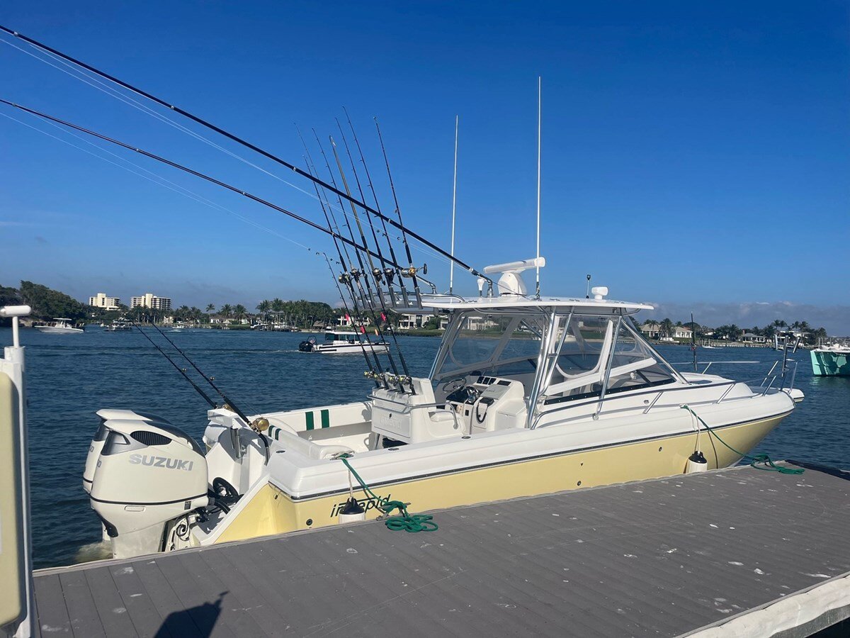 2003-intrepid-powerboats-inc-34-d8a3a7