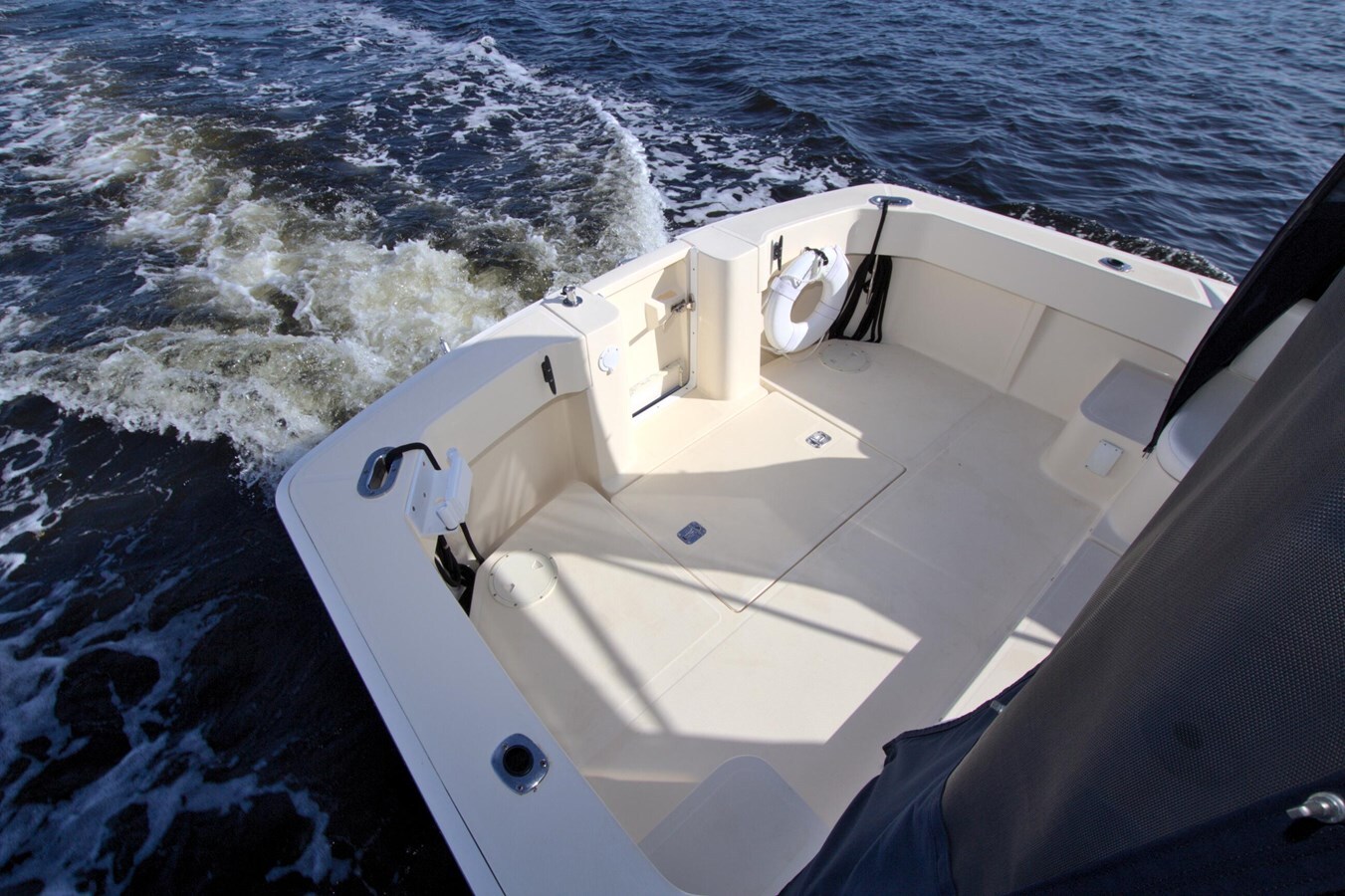 2003-mainship-30-1c2006