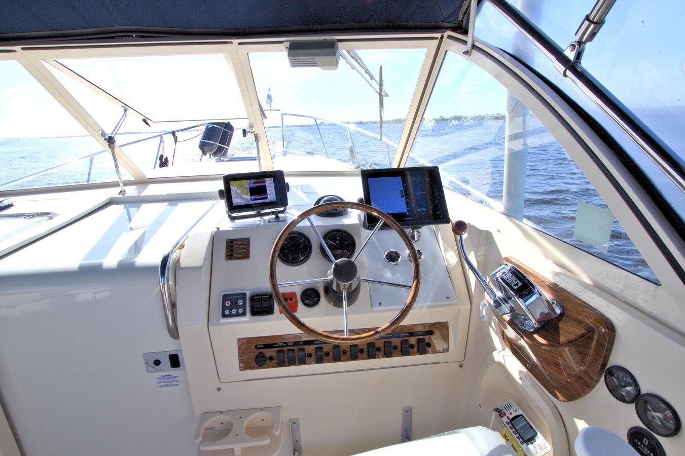 2003-mainship-30-1c2006