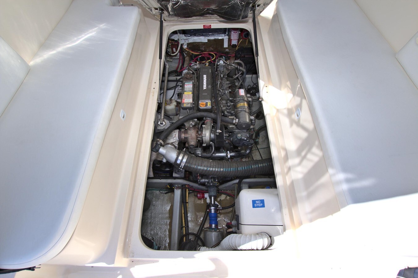 2003-mainship-30-1c2006