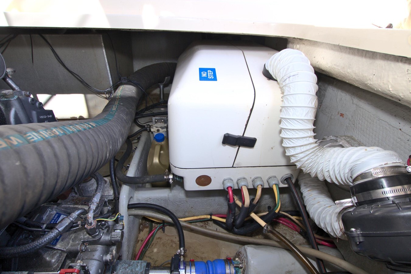 2003-mainship-30-1c2006