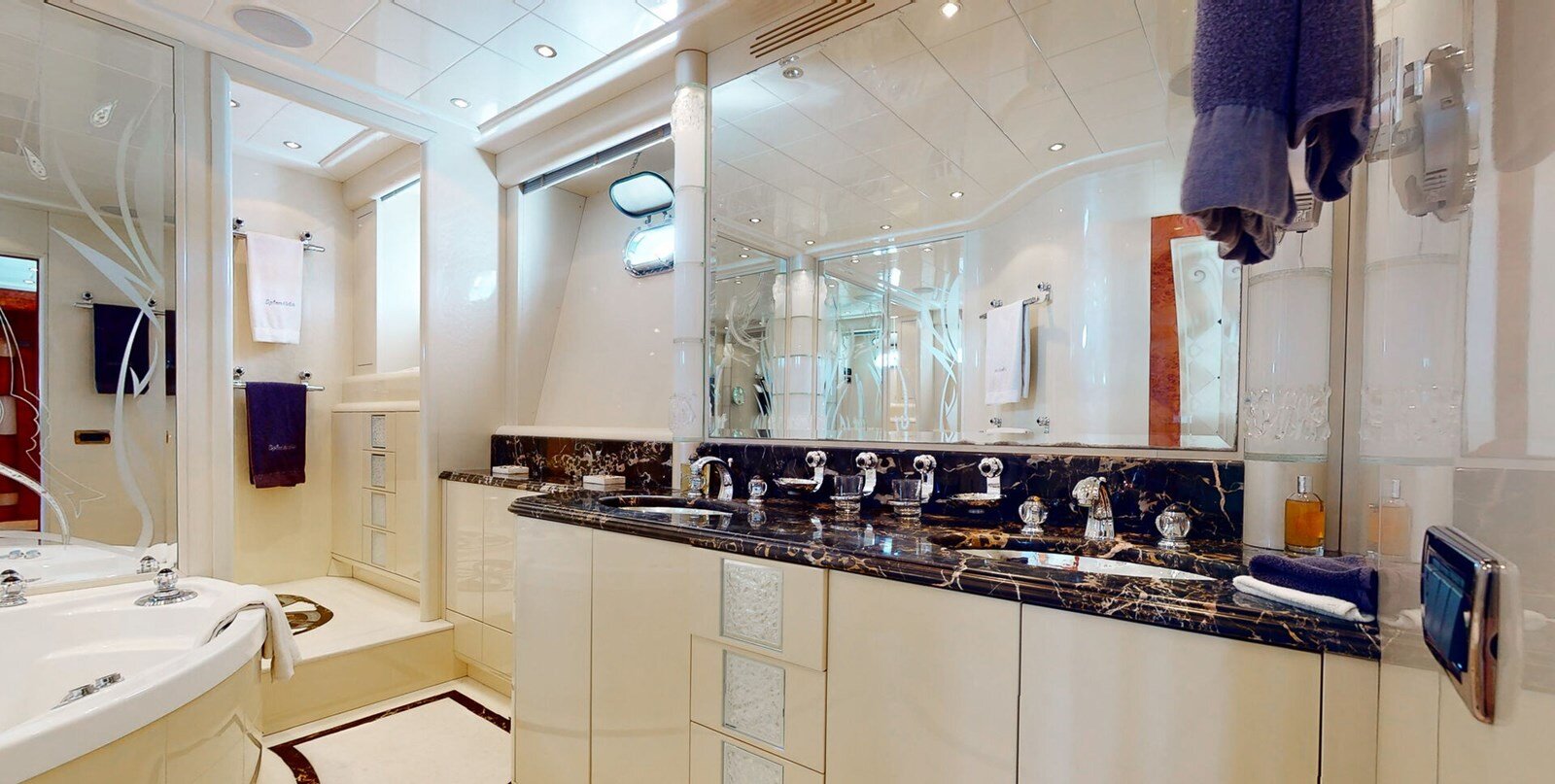 2003-mangusta-109-11-2e828e