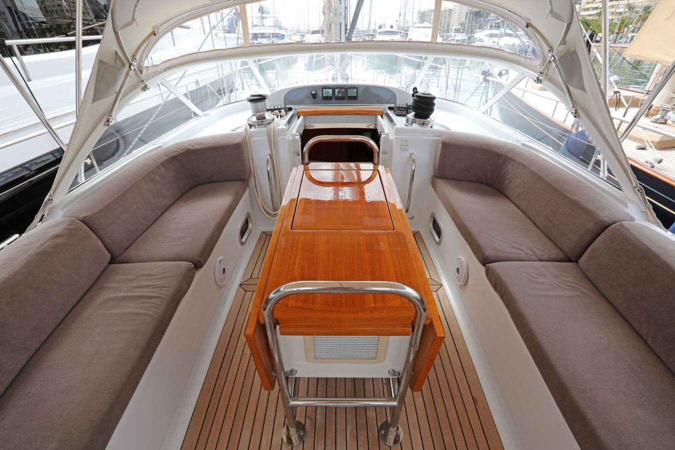 2003-moody-63-6-808d57