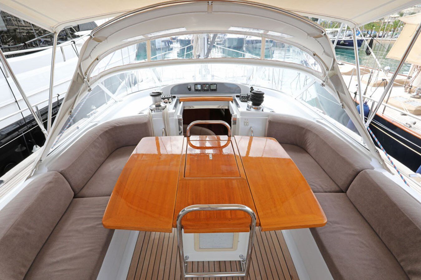 2003-moody-63-6-808d57