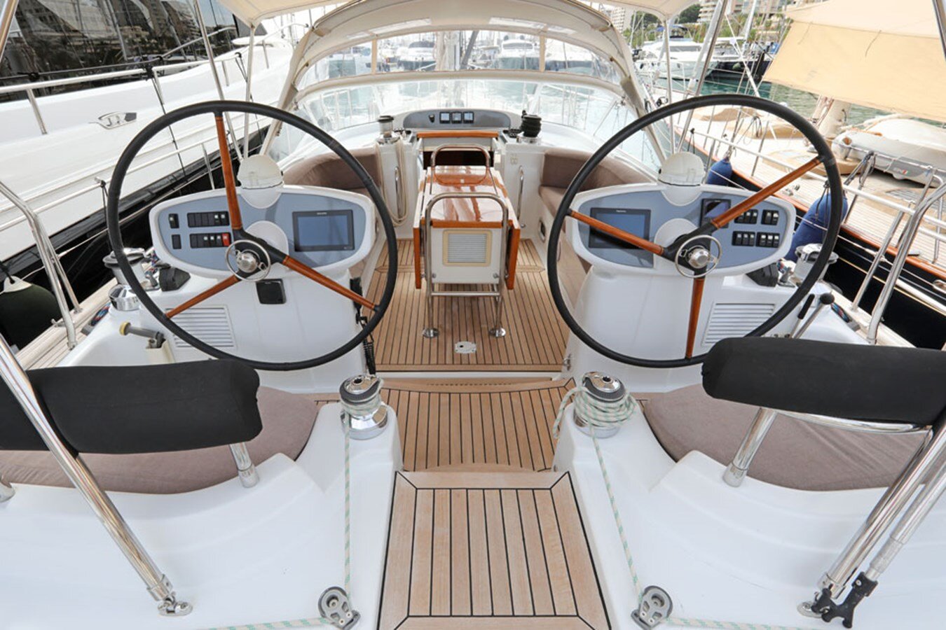 2003-moody-63-6-808d57