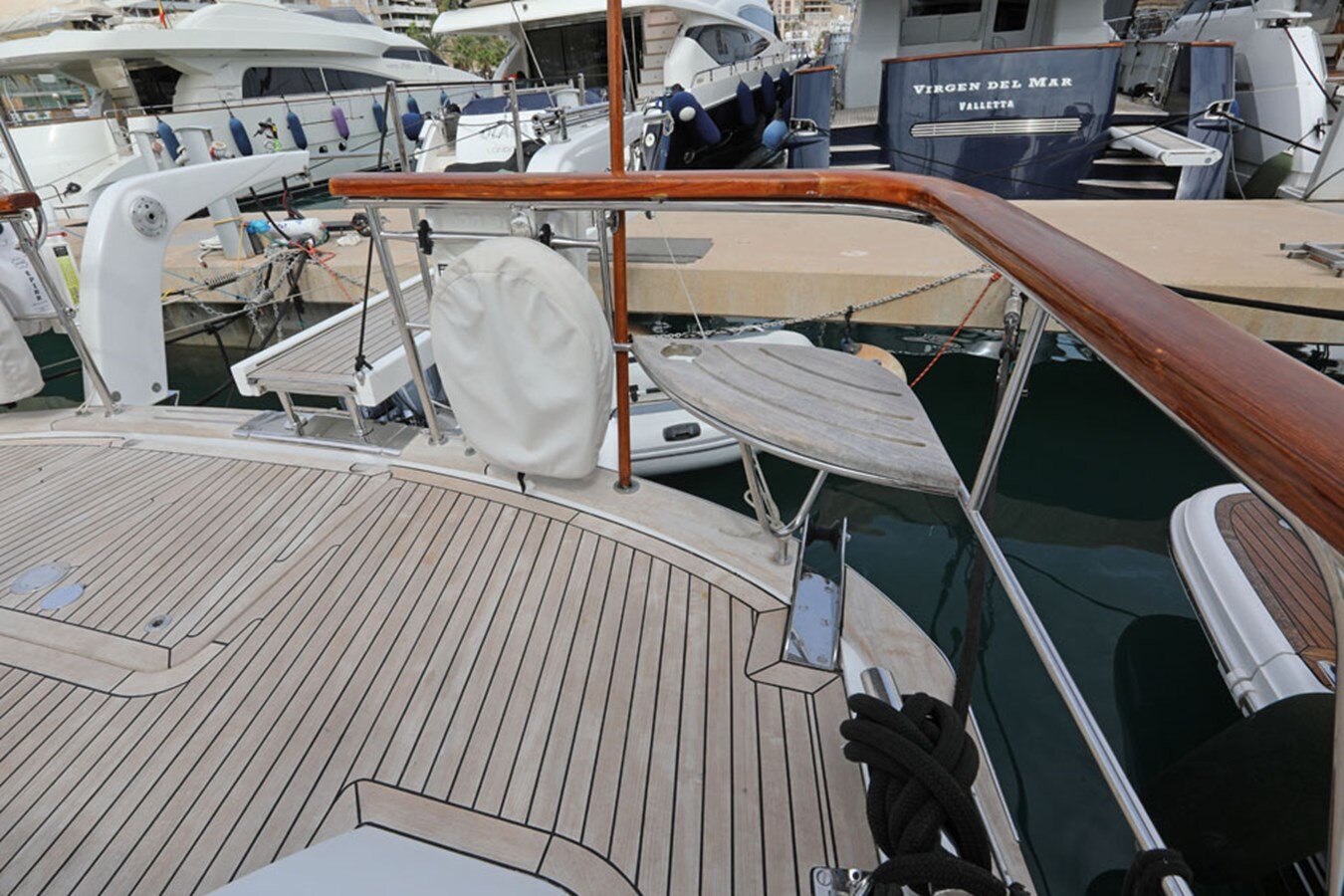 2003-moody-63-6-808d57