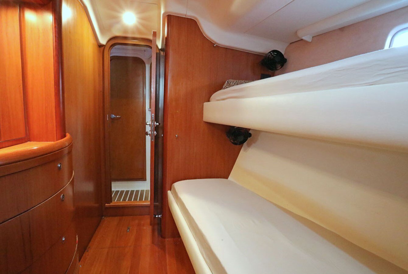 2003-moody-63-6-808d57