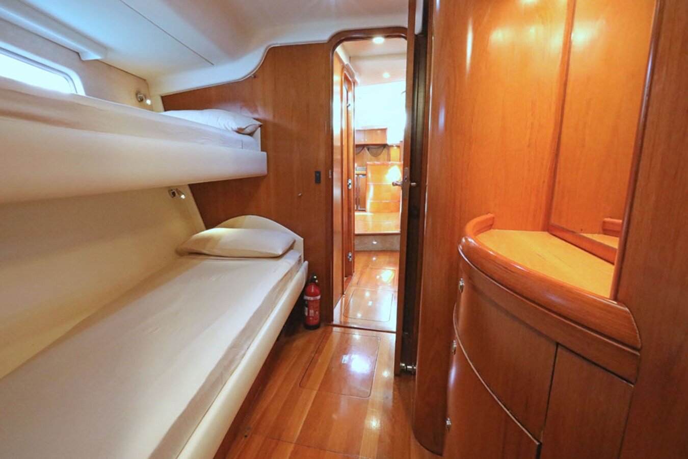 2003-moody-63-6-808d57