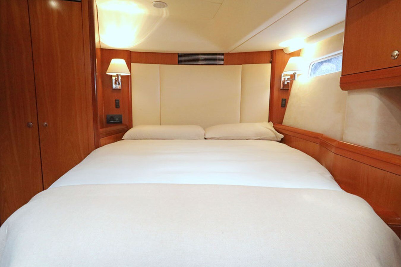 2003-moody-63-6-808d57