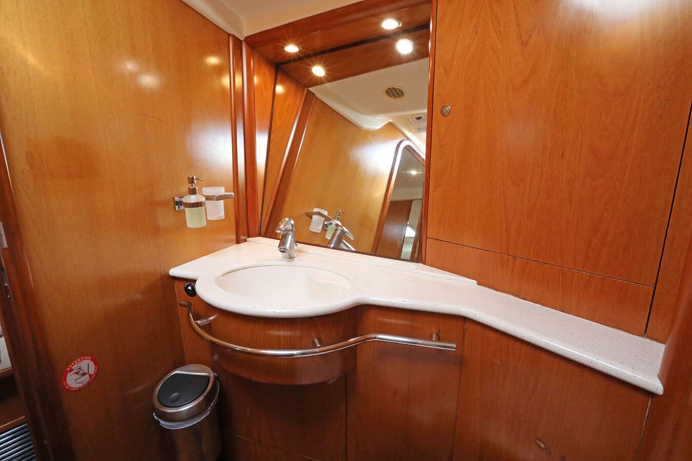 2003-moody-63-6-808d57