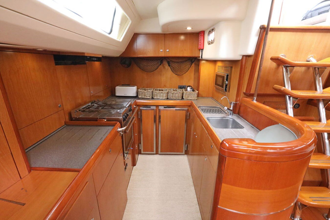 2003-moody-63-6-808d57