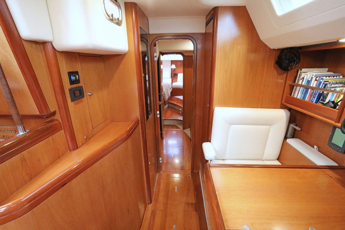 2003-moody-63-6-808d57