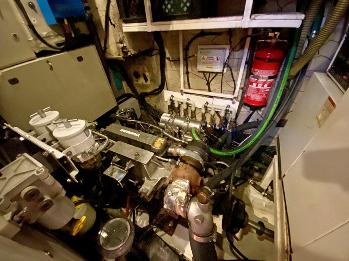 2003-moody-63-6-808d57