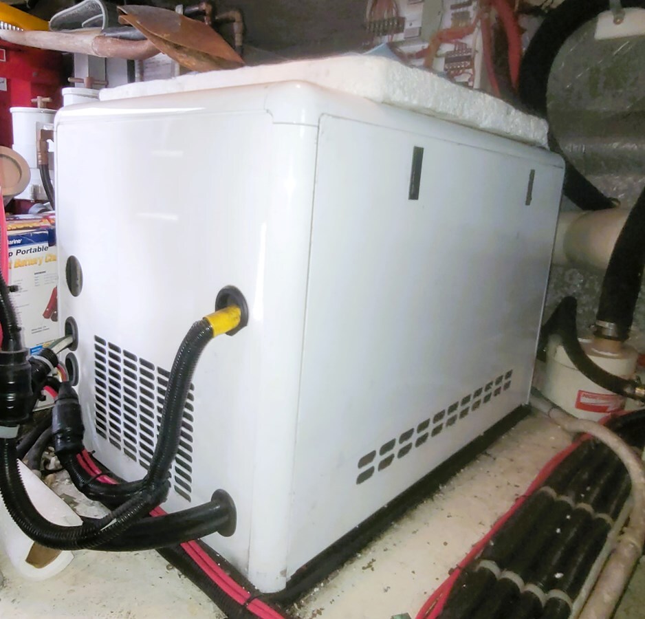 2003-navigator-40-10-9c8955